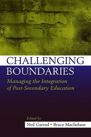 Kniha Challenging Boundaries Neil Garrod