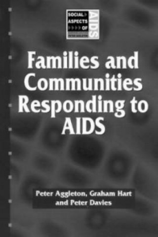 Kniha Families and Communities Responding to AIDS 