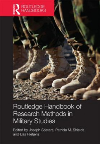 Könyv Routledge Handbook of Research Methods in Military Studies 