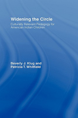 Livre Widening the Circle Patricia T. Whitfield