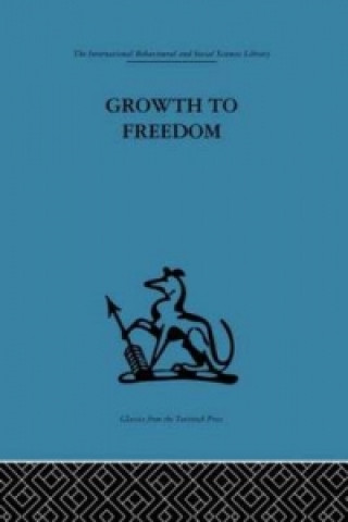 Kniha Growth to Freedom 