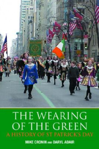 Livre Wearing of the Green Cronin