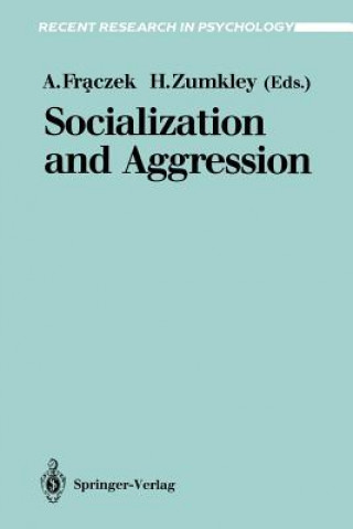 Knjiga Socialization and Aggression Adam Fraczek