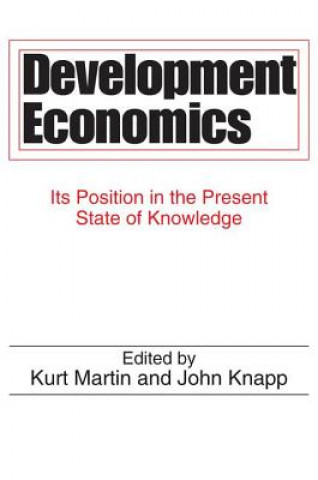 Kniha Development Economics John Knapp