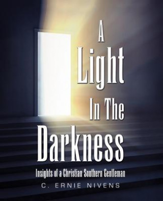 Knjiga Light in the Darkness C Ernie Nivens