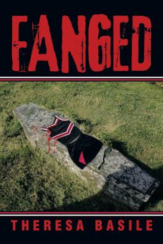 Книга Fanged Theresa Basile
