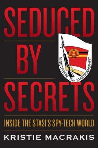 Книга Seduced by Secrets Macrakis