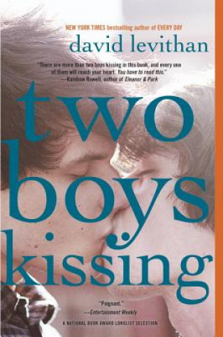Kniha Two Boys Kissing David Levithan