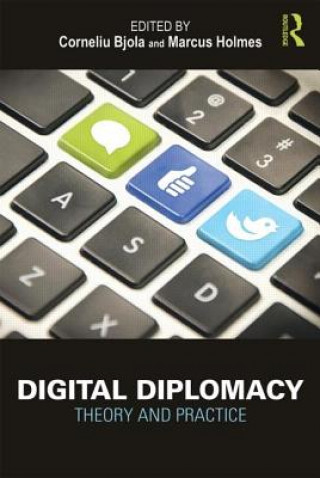 Книга Digital Diplomacy Corneliu Bjola
