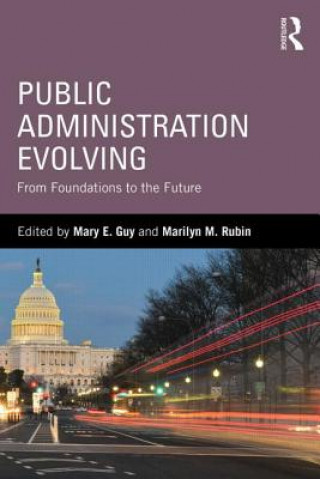 Könyv Public Administration Evolving 