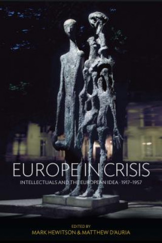 Knjiga Europe in Crisis Mark Hewitson