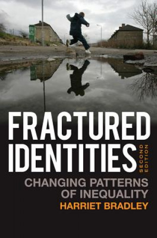 Könyv Fractured Identities Harriet Bradley