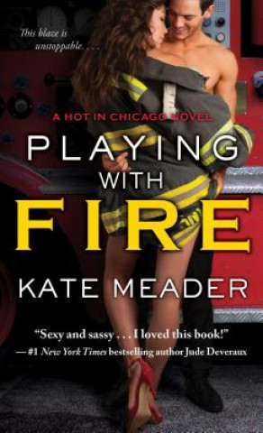 Carte Playing with Fire Kate Meader