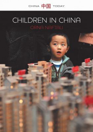 Kniha Children in China Orna Naftali