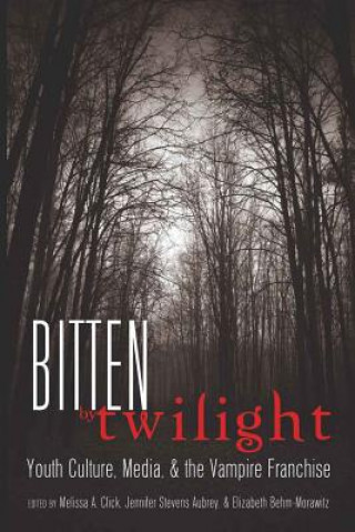 Книга Bitten by Twilight Melissa A. Click