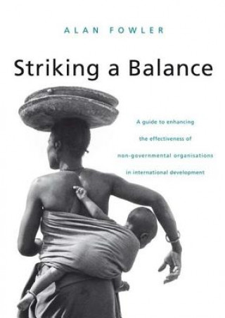 Könyv Striking a Balance 