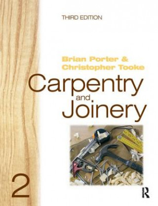 Könyv Carpentry and Joinery 2 Chris Tooke