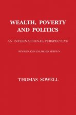 Könyv Wealth, Poverty and Politics Thomas Sowell