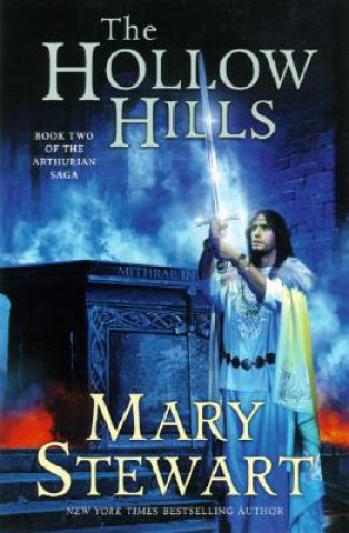 Könyv The Hollow Hills Mary Stewart