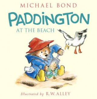 Книга Paddington at the Beach Michael Bond