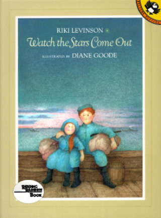 Книга Watch the Stars Come Out Riki Levinson