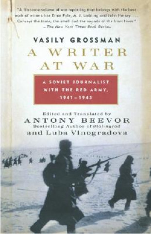 Carte A Writer at War Vasilii Semenovich Grossman