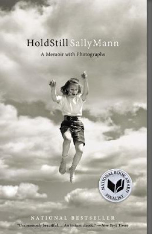 Kniha Hold Still Sally Mann
