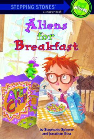 Könyv Aliens for Breakfast Stephanie Spinner