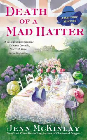 Knjiga Death of a Mad Hatter Jenn Mckinlay