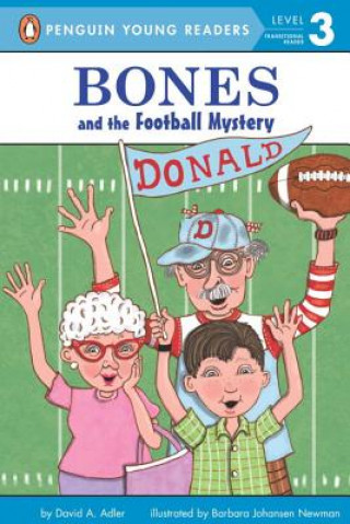 Könyv Bones and the Football Mystery David A. Adler