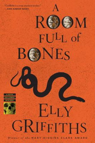 Knjiga Room Full of Bones Elly Griffiths