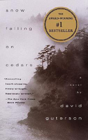 Könyv Snow Falling on Cedars David Guterson