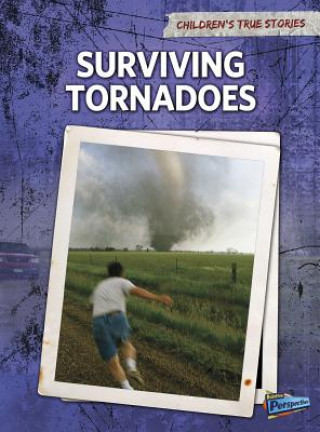 Knjiga Surviving Tornadoes Elizabeth Raum
