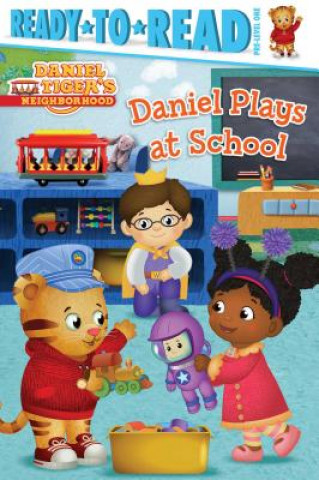 Kniha Daniel Plays at School Daphne Pendergrass