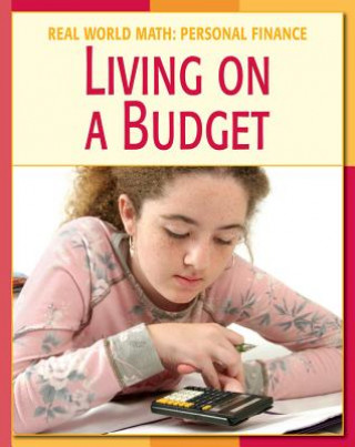 Книга Living on a Budget Cecilia Minden