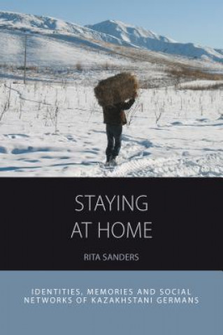 Buch Staying at Home Rita Sanders