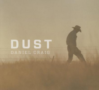 Kniha Dust Daniel Craig