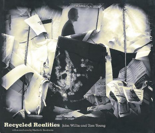 Carte Recycled Realities John Willis