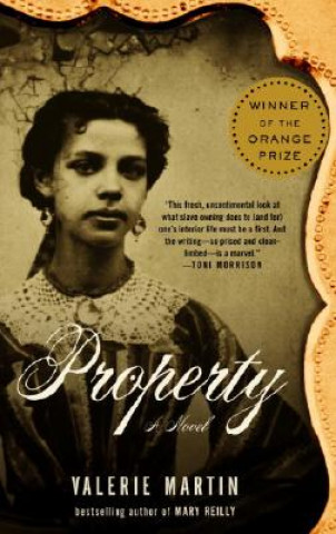 Libro Property Valerie Martin