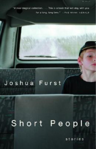 Kniha Short People Joshua Furst