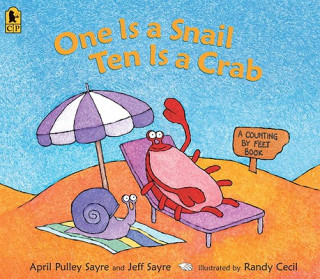 Kniha One Is a Snail, Ten Is a Crab: A Counting by Feet Book April Pulley Sayre