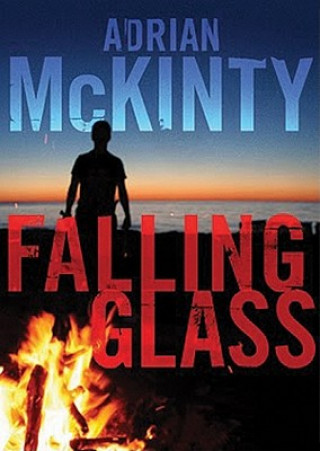 Hanganyagok Falling Glass Adrian McKinty