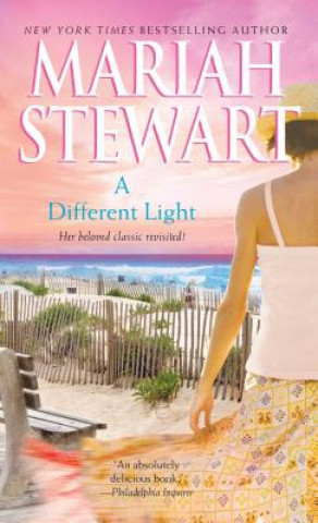 Knjiga A Different Light Mariah Stewart