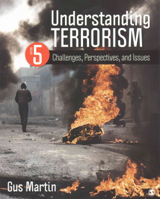 Carte Bundle: Martin: Understanding Terrorism 5e + Davis: The Concise Dictionary of Crime and Justice 2e Gus Martin