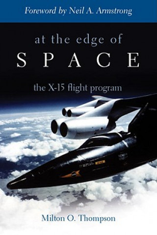 Könyv At the Edge of Space Milton O. Thompson