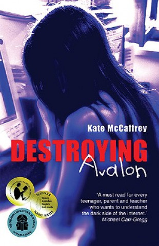 Kniha Destroying Avalon Kate McCaffrey