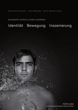 Livre Identitaet - Bewegung - Inszenierung Bernhard Dieckmann