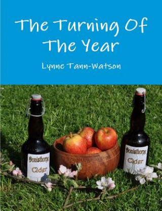 Könyv Turning of the Year Lynne Tann-Watson