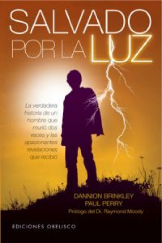 Książka Salvado por la luz Dannion Brinkley