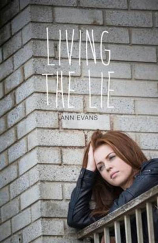 Книга Living the Lie Ann Evans